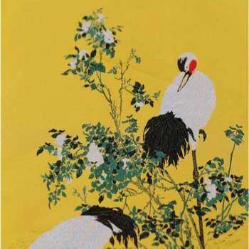 Aukštos kokybės verpalai dažyti žakardo mados audiniai didelio tikslumo geltona derliaus krano cheongsam suknelė medžiaga