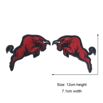 Raudonos ir rudos spalvos Bulius, Siuvinėjimas logotipas Pleistras gyvūnų red bull 